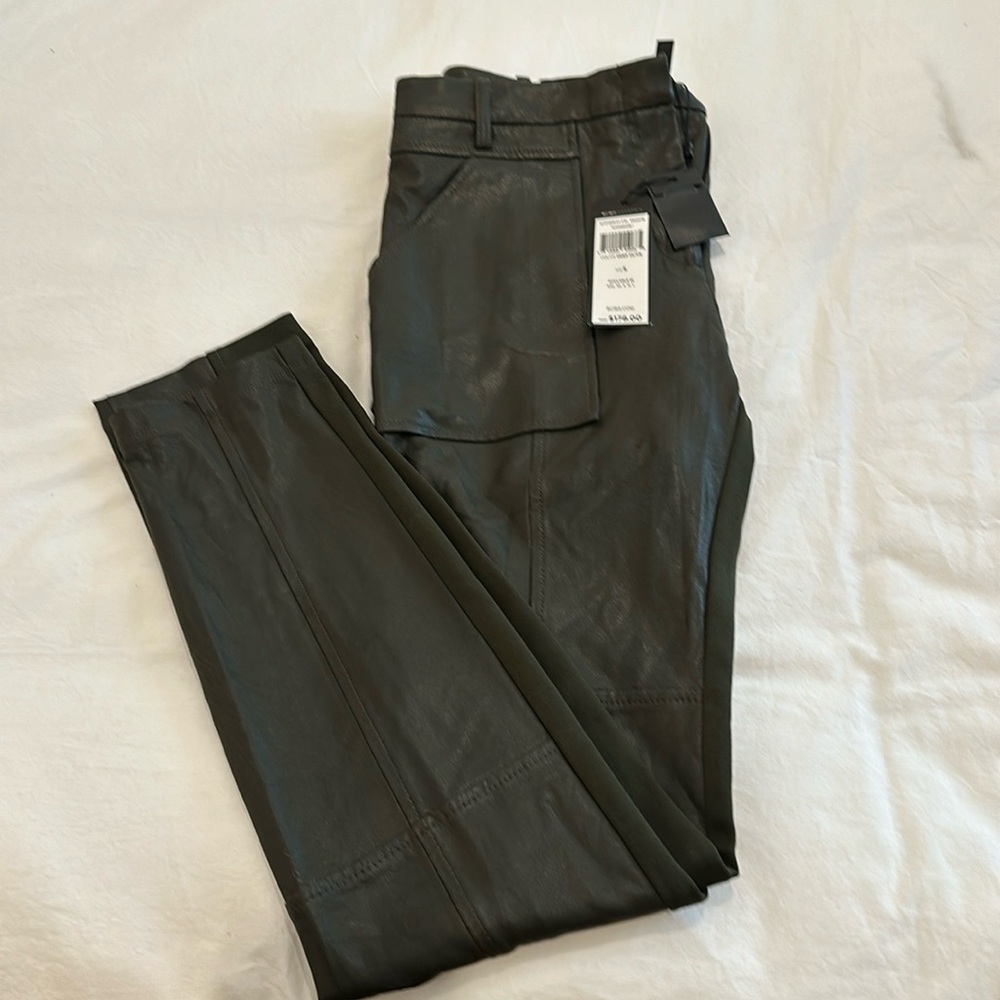 HOT FIND!! BCBG Maxazaria Legging/Pants, BRAND NEW